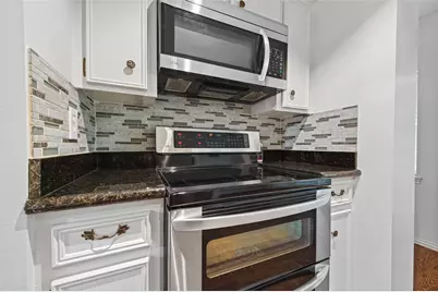 5530 Holly Street #F, Houston, TX 77081 - Photo 6