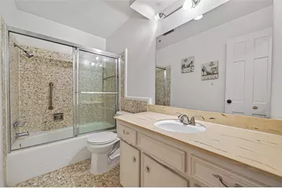 5530 Holly Street #F, Houston, TX 77081 - Photo 24