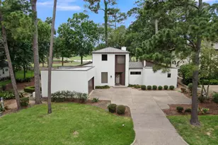 102 Wedgewood Dr W, Montgomery, TX 77356 - Photo 1