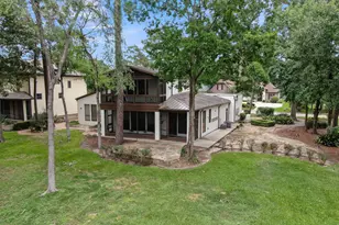102 Wedgewood Dr W, Montgomery, TX 77356 - Photo 2