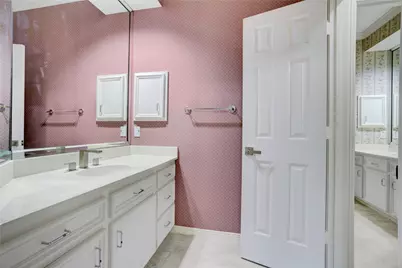 2004 Nantucket Drive #C, Houston, TX 77057 - Photo 34