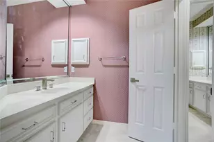 2004 Nantucket Dr, Houston, TX 77057 - Photo 34