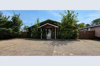 312 Elizabeth Street, Cleveland, TX 77327 - Photo 4