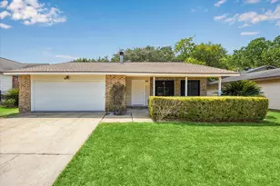 229 E Forest Ave, Shoreacres, TX 77571 - Photo 1