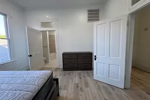 3215 Ave P 1/2, Galveston, TX 77550 - Photo 20