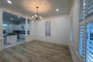 3215 Ave P 1/2, Galveston, TX 77550 - Photo 4
