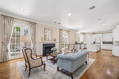 1721 Nantucket Drive #2, Houston, TX 77057 - Photo 4