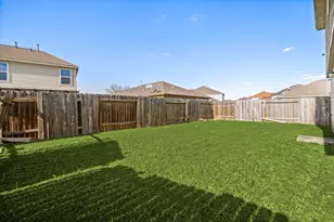 8015 Narrow Brook Way, Houston, TX 77016 - Photo 28
