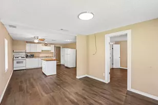 2606 2nd Ave N, Texas City, TX 77590 - Photo 8