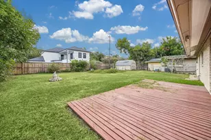 1727 Salford Dr, Houston, TX 77008 - Photo 14