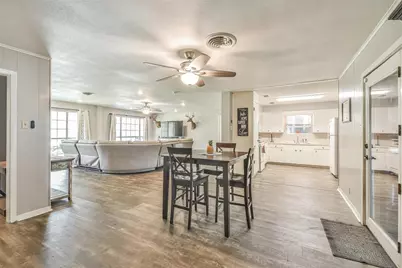 107 Sunset Heights Avenue, Dayton, TX 77535 - Photo 10