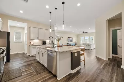 573 Newcomb Hollow Drive, Conroe, TX 77304 - Photo 6