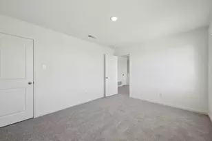 7816 Laurel Gem Dr, Houston, TX 77016 - Photo 12