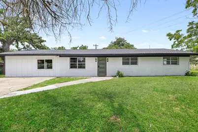 100 Shady Oaks Lane, Somerville, TX 77879 - Photo 1