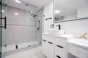 3510 Bellaire Blvd, Houston, TX 77025 - Photo 12