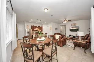 8806 Chapada Highlands Dr, Cypress, TX 77433 - Photo 18