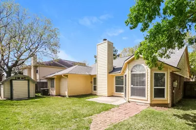 2203 St James Place, Pearland, TX 77581 - Photo 16