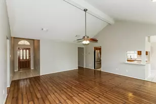 2203 St James Pl, Pearland, TX 77581 - Photo 4