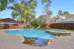 609 Forest Bend Ln, Friendswood, TX 77546 - Photo 38