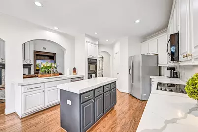 609 Forest Bend Lane, Friendswood, TX 77546 - Photo 18