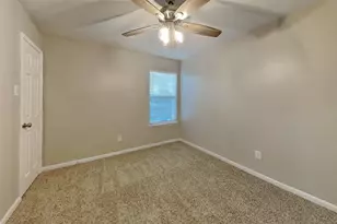 10 Wimberly Way, Conroe, TX 77385 - Photo 14