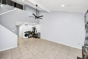 9314 Westwood Village Dr, Houston, TX 77036 - Photo 6
