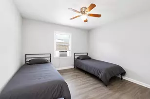 218 Hoffman St, Houston, TX 77020 - Photo 12