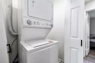 218 Hoffman St, Houston, TX 77020 - Photo 14