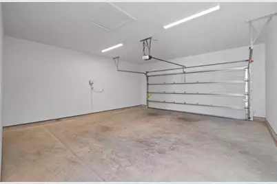 2505 S Houston Avenue, Pearland, TX 77581 - Photo 22