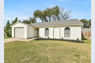 4842 Porter Ridge Drive, Houston, TX 77053 - Photo 1