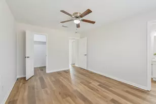 4842 Porter Ridge Dr, Houston, TX 77053 - Photo 10