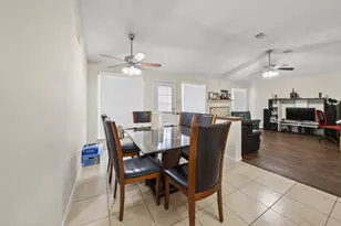 21430 Meadowhill Dr, Spring, TX 77388 - Photo 8