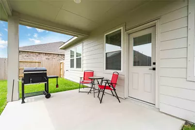 8414 Bay Ridge Circle, Baytown, TX 77523 - Photo 32