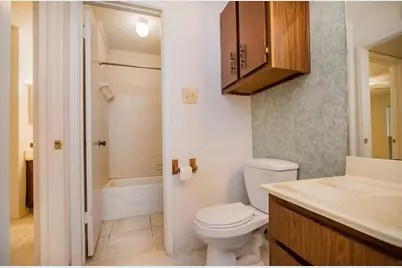 1516 Bay Area Boulevard #L6, Houston, TX 77058 - Photo 16