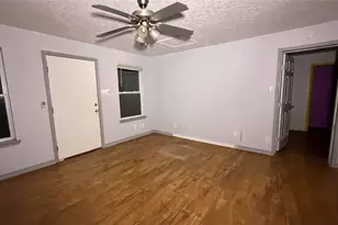 2240 Easley Cir, Huntsville, TX 77320 - Photo 22