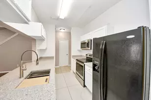 3218 Holly Hall St, Houston, TX 77054 - Photo 4