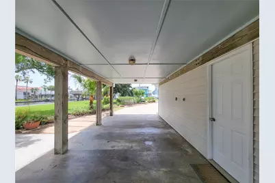 16704 Curlew Road, Jamaica Beach, TX 77554 - Photo 32