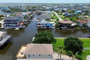 16704 Curlew Rd, Jamaica Beach, TX 77554 - Photo 44