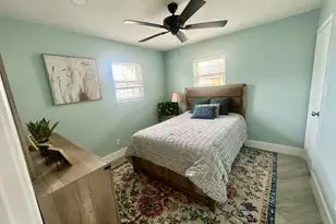 16704 Curlew Rd, Jamaica Beach, TX 77554 - Photo 8