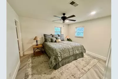 16704 Curlew Road, Jamaica Beach, TX 77554 - Photo 10