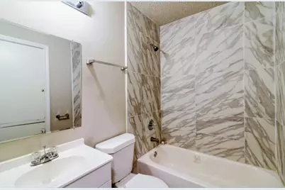 5327 Bell Street #1, Houston, TX 77023 - Photo 8