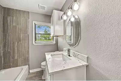 5225 Longmeadow Street, Houston, TX 77033 - Photo 16