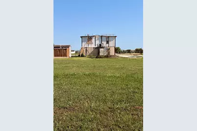 9102 Fresno Avenue, Alvin, TX 77511 - Photo 4