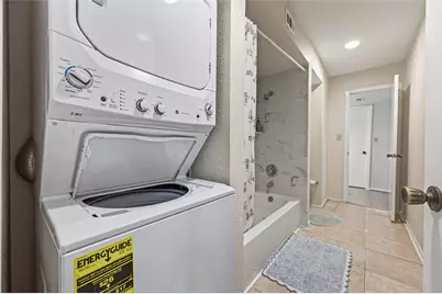 3303 W Greenridge Drive #8, Houston, TX 77057 - Photo 32