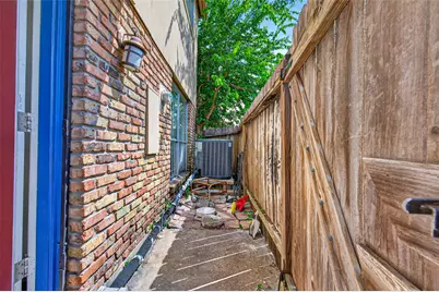 3303 W Greenridge Drive #8, Houston, TX 77057 - Photo 6