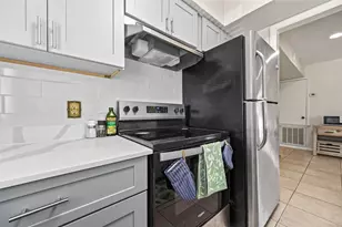 3303 W Greenridge Dr, Houston, TX 77057 - Photo 24