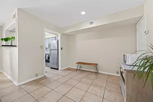3303 W Greenridge Dr, Houston, TX 77057 - Photo 14