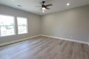 765 Enterprise St, Houston, TX 77088 - Photo 16