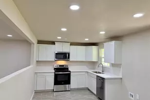 3244 Brent Dr, Orange, TX 77632 - Photo 6