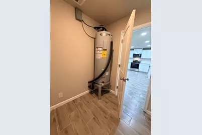 3244 Brent Drive, Orange, TX 77632 - Photo 18